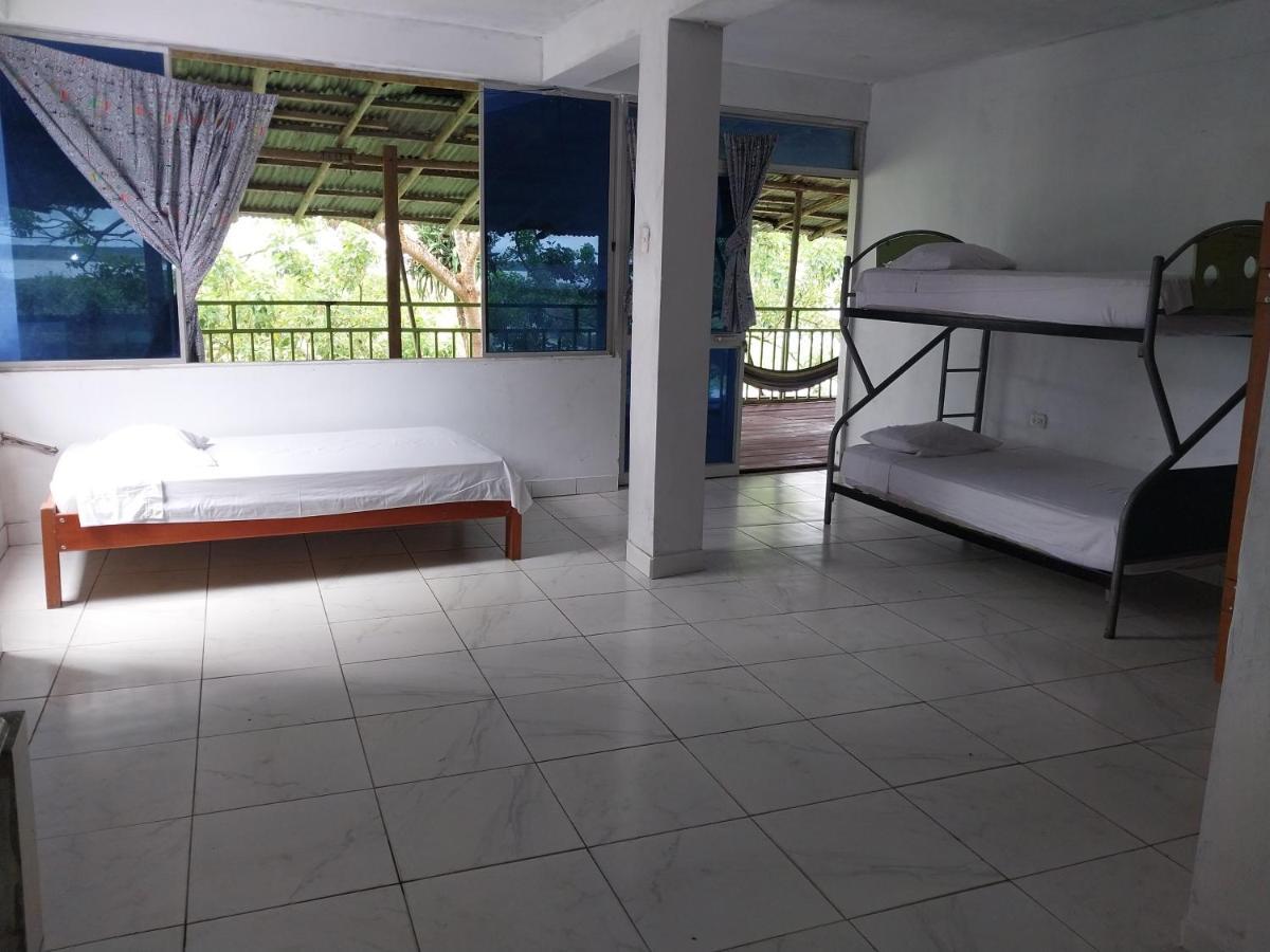 Amazon Breeze Hotel Iquitos Phòng bức ảnh