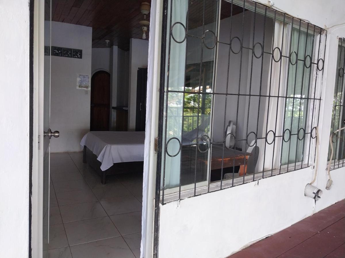 Amazon Breeze Hotel Iquitos Ngoại thất bức ảnh